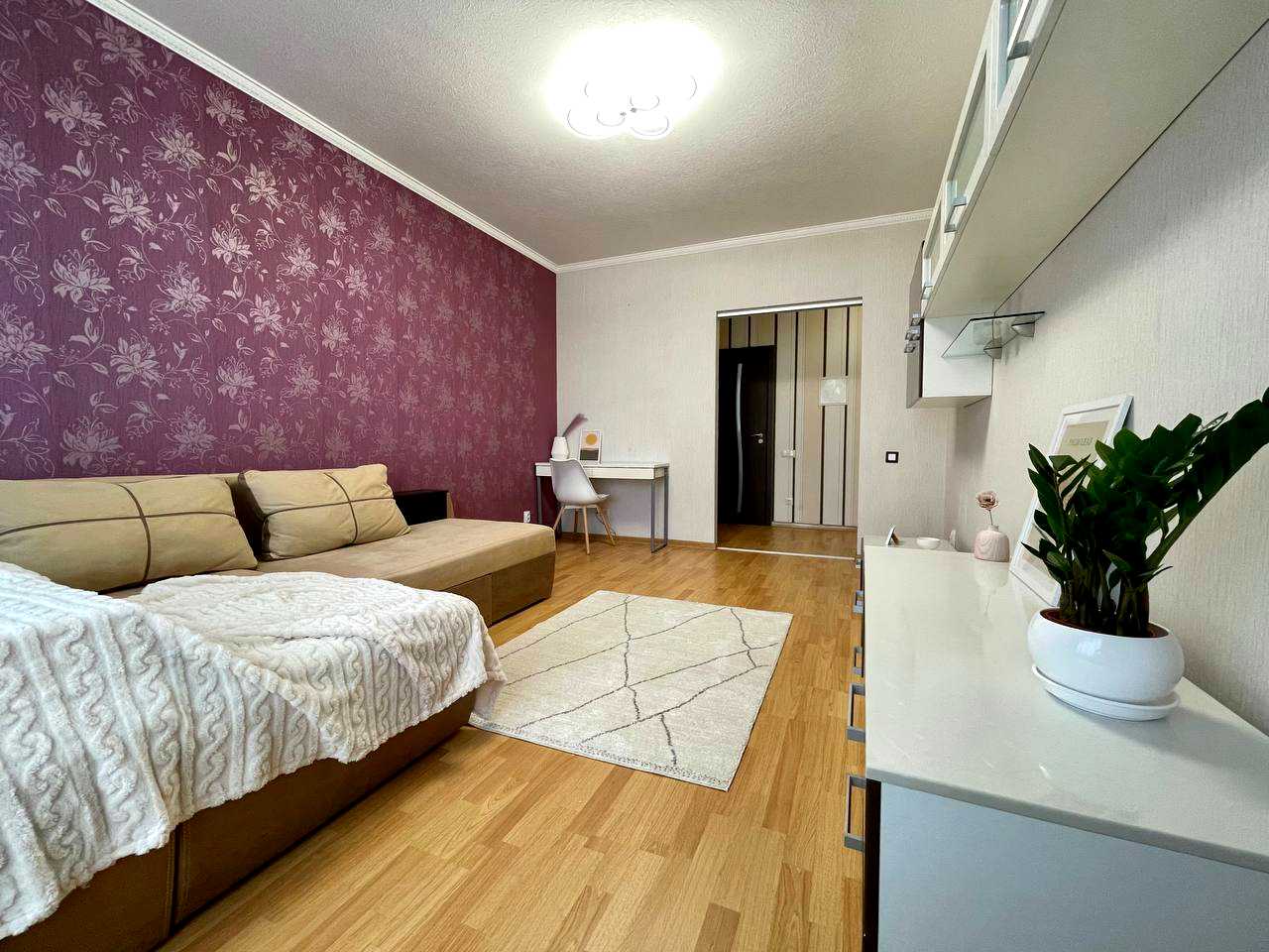 1880139540938350