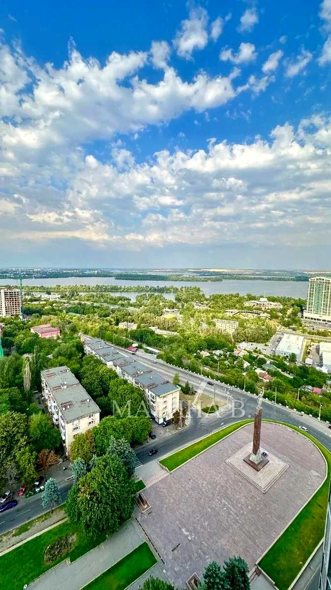 1880147568282299