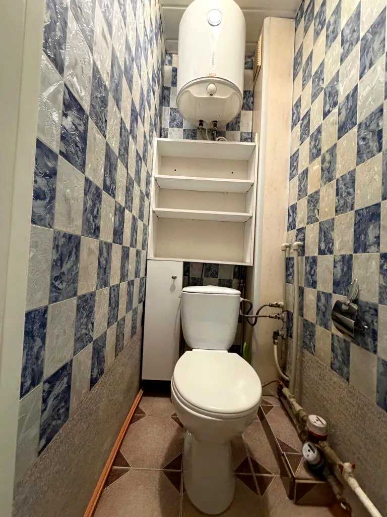 1880147887509696