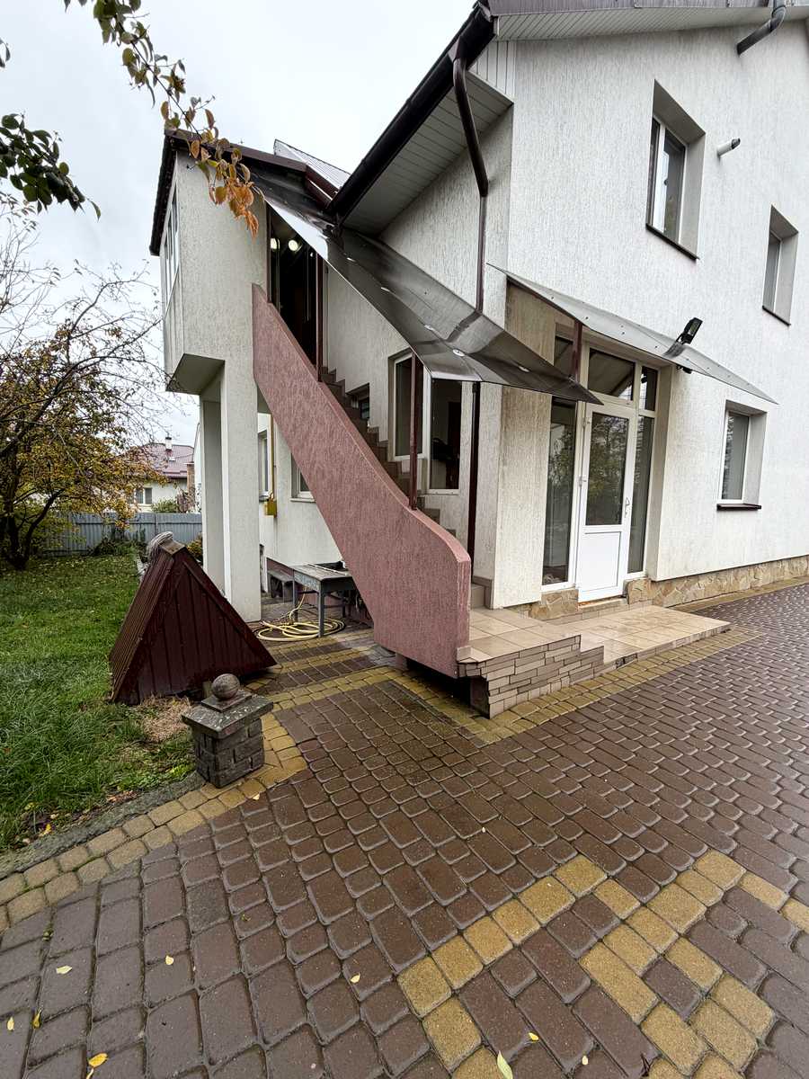 1880148090455109