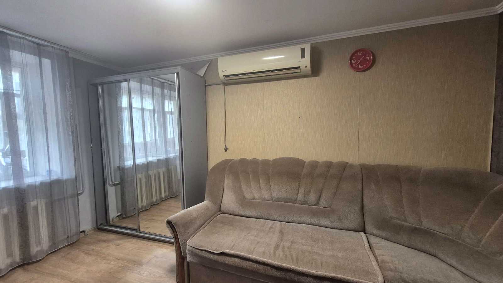 1880150051881571