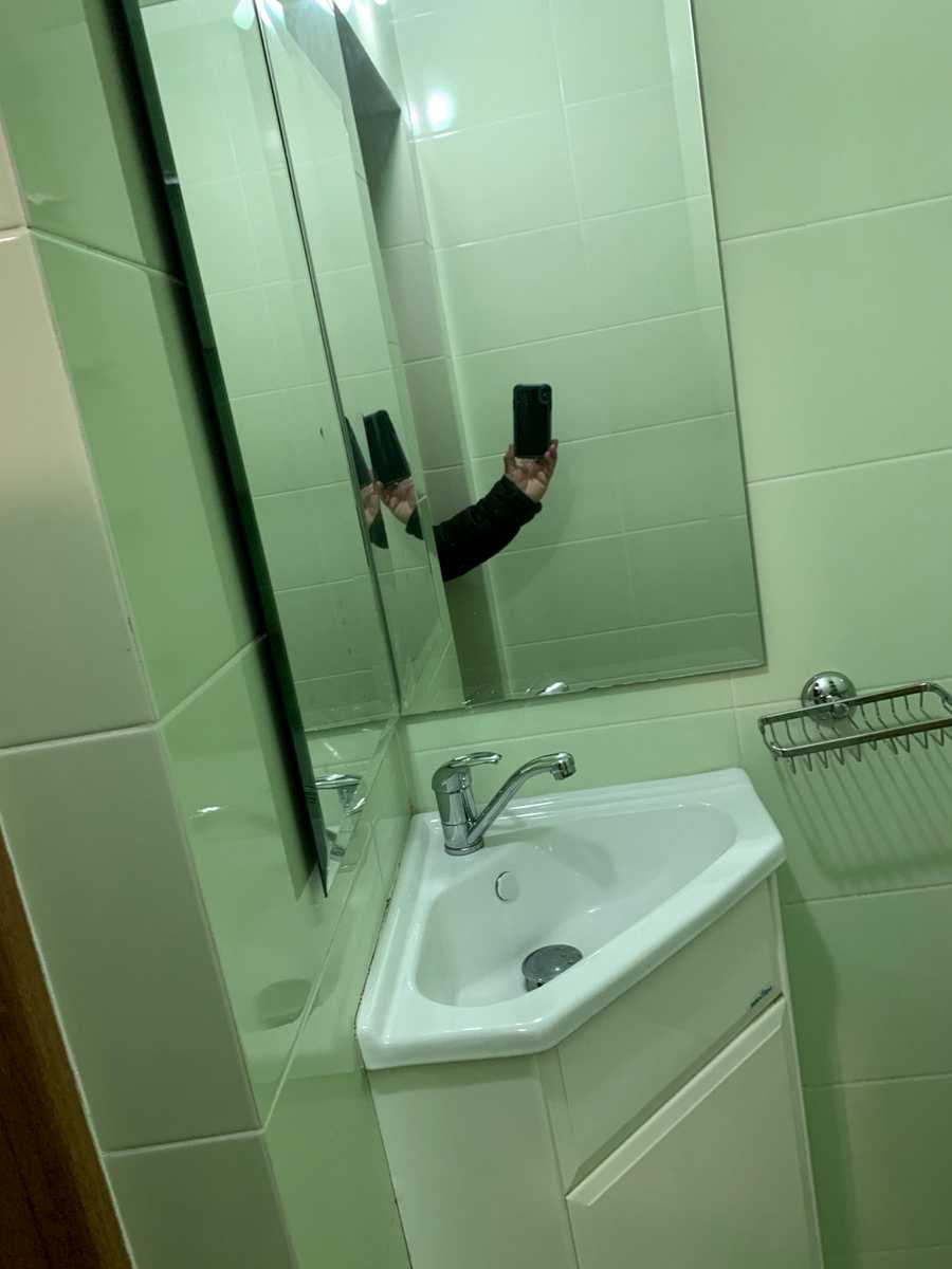 1880152729329972