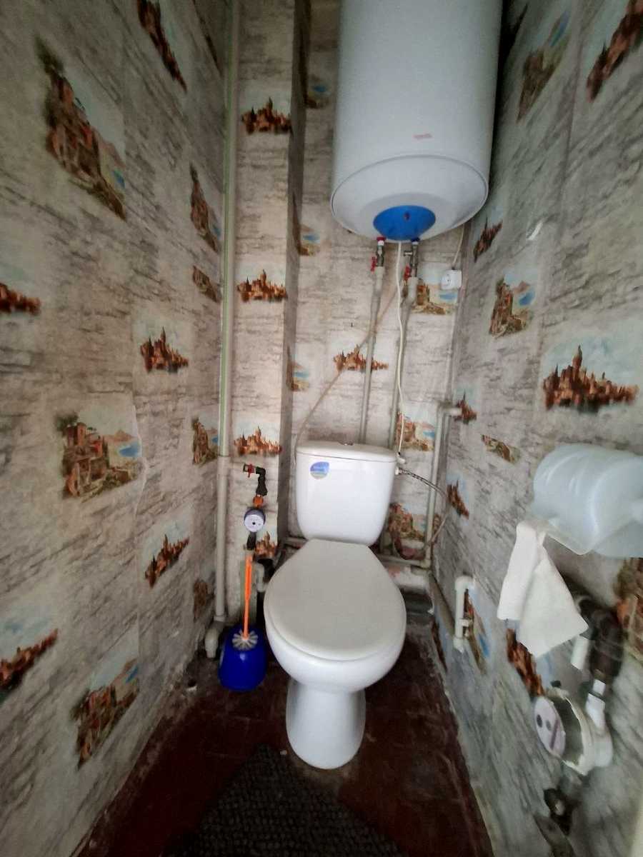 1880184045687985