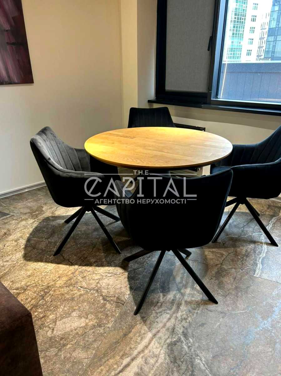 1880191481357909