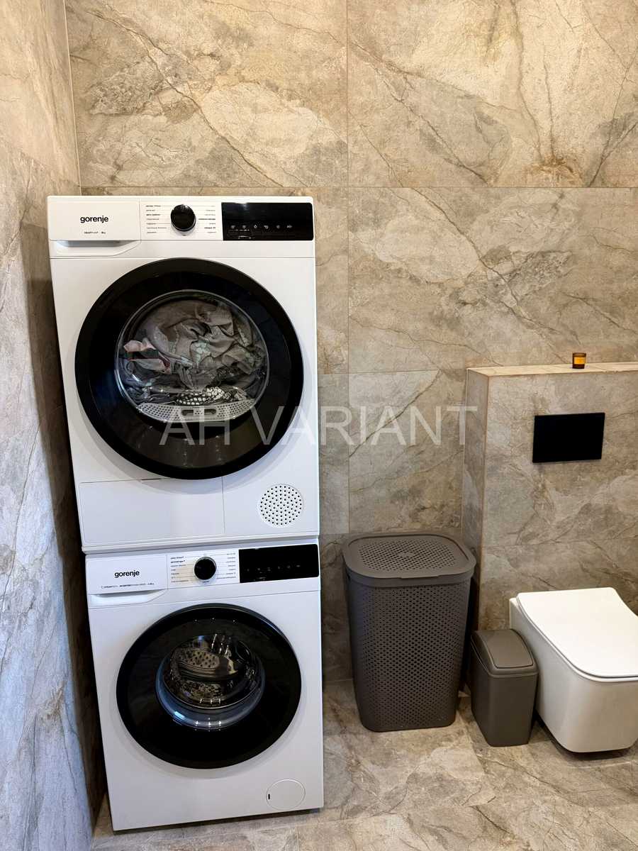 1880194317245552