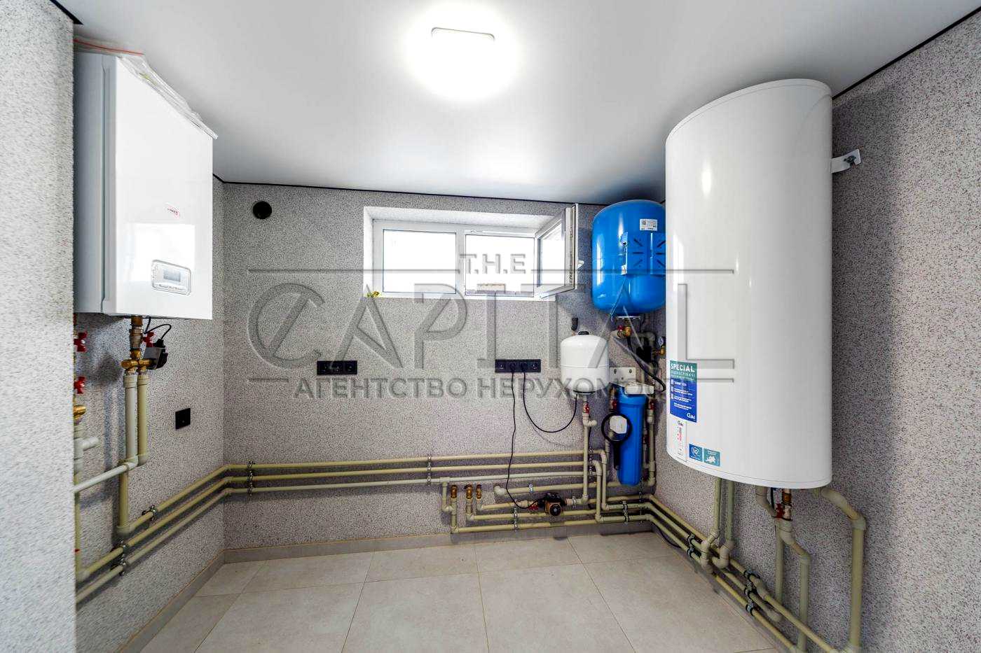 1880195547206883