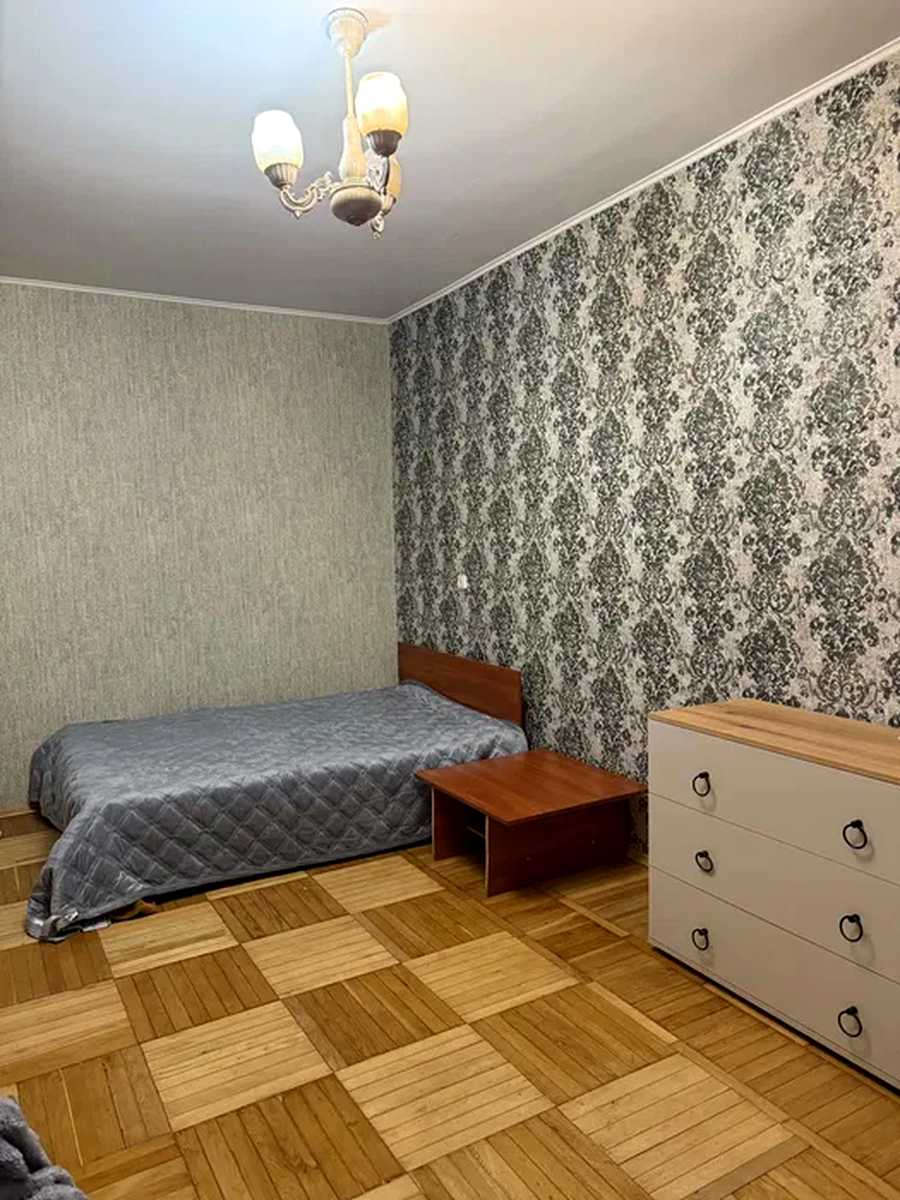 1880196018399448