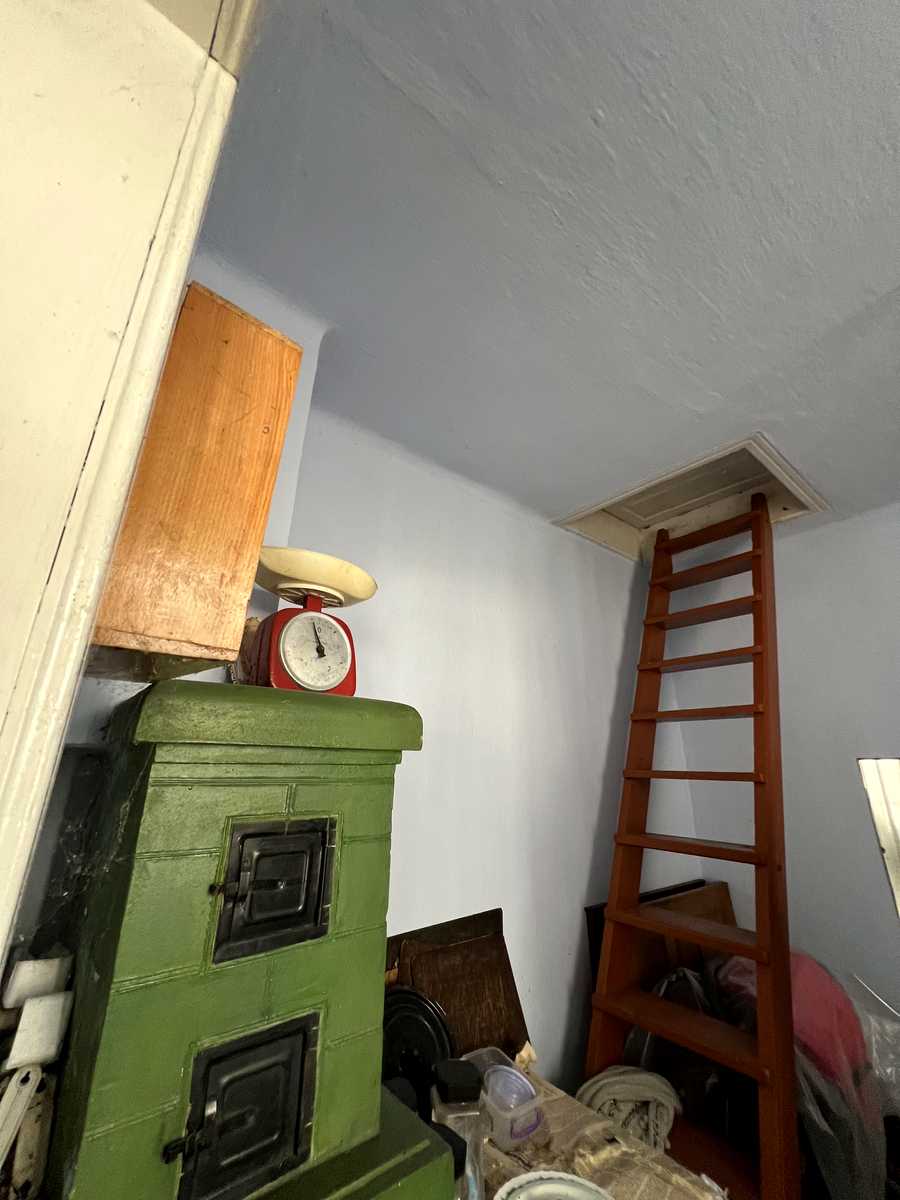1880198354063428
