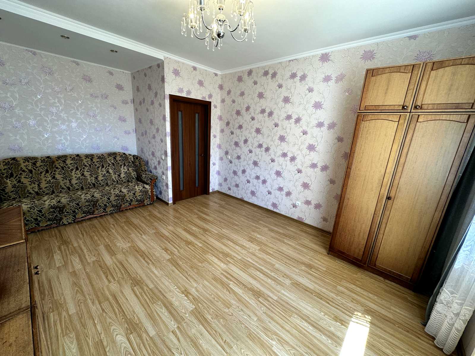 1880199141700678