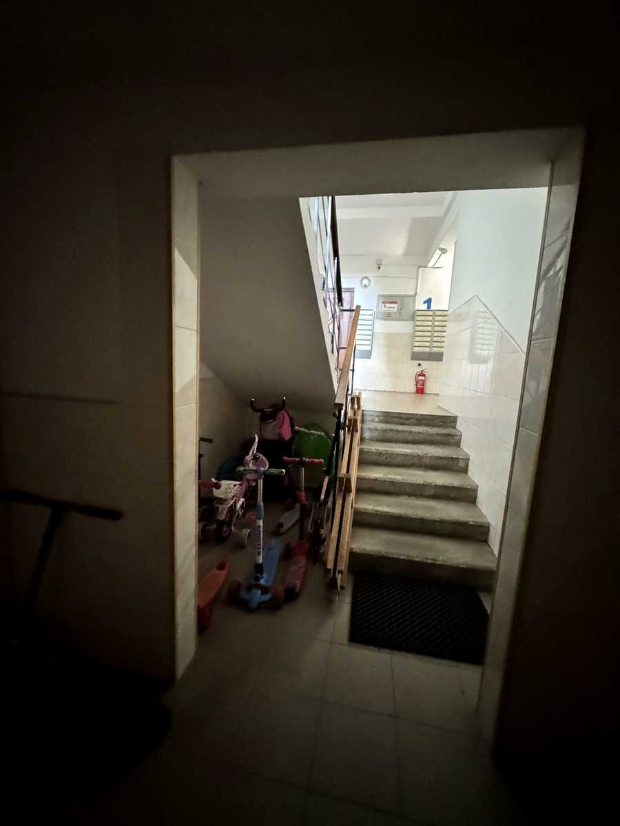 1880199547643351
