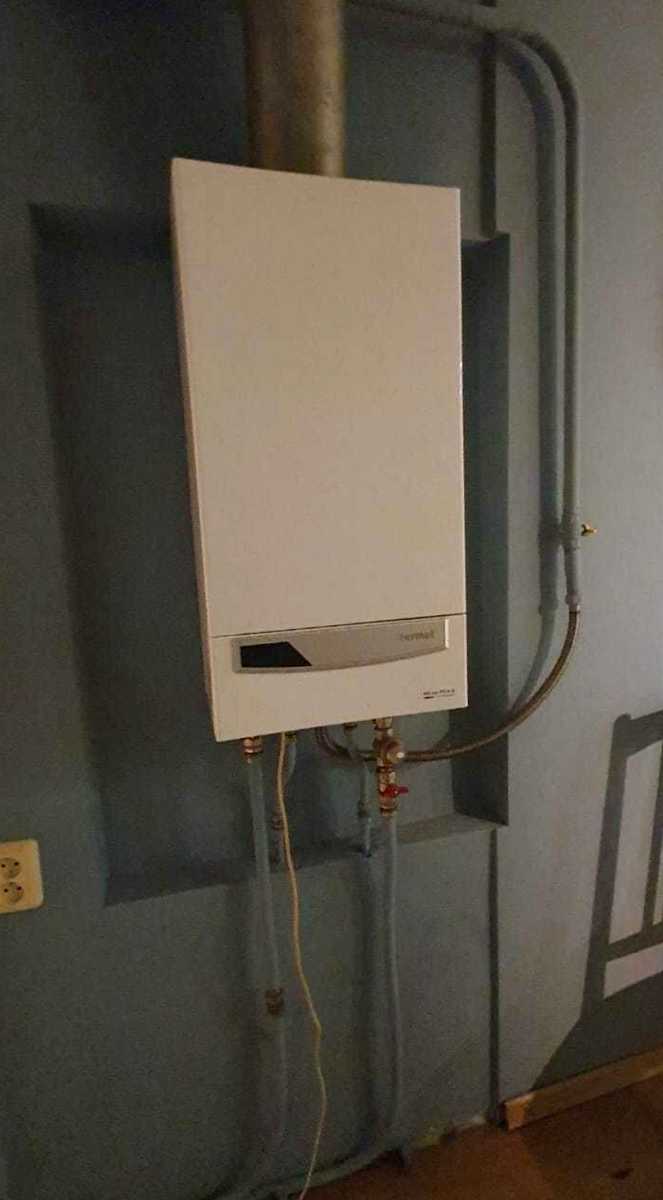 1880199800620156