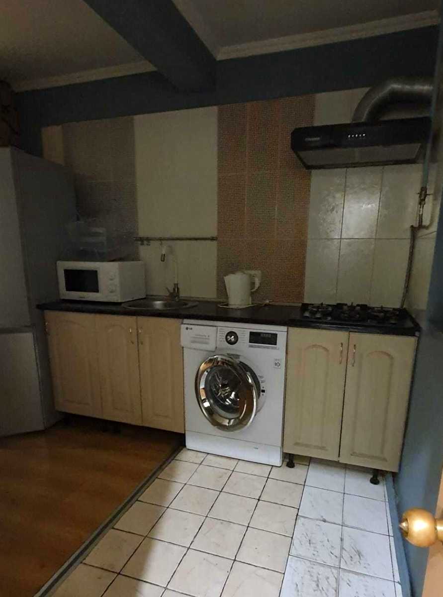 1880199801390720