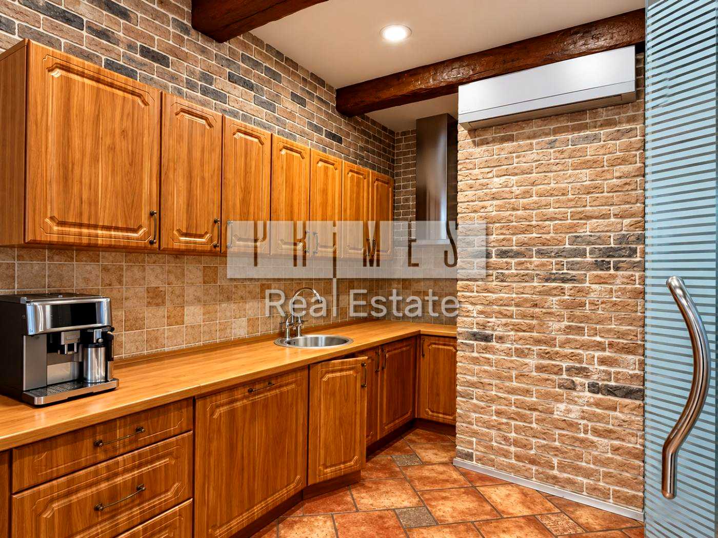 1880199897823426