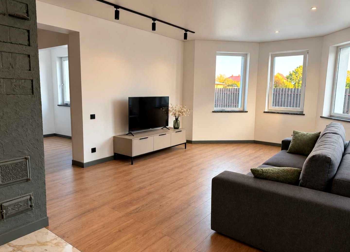 1880200556639095