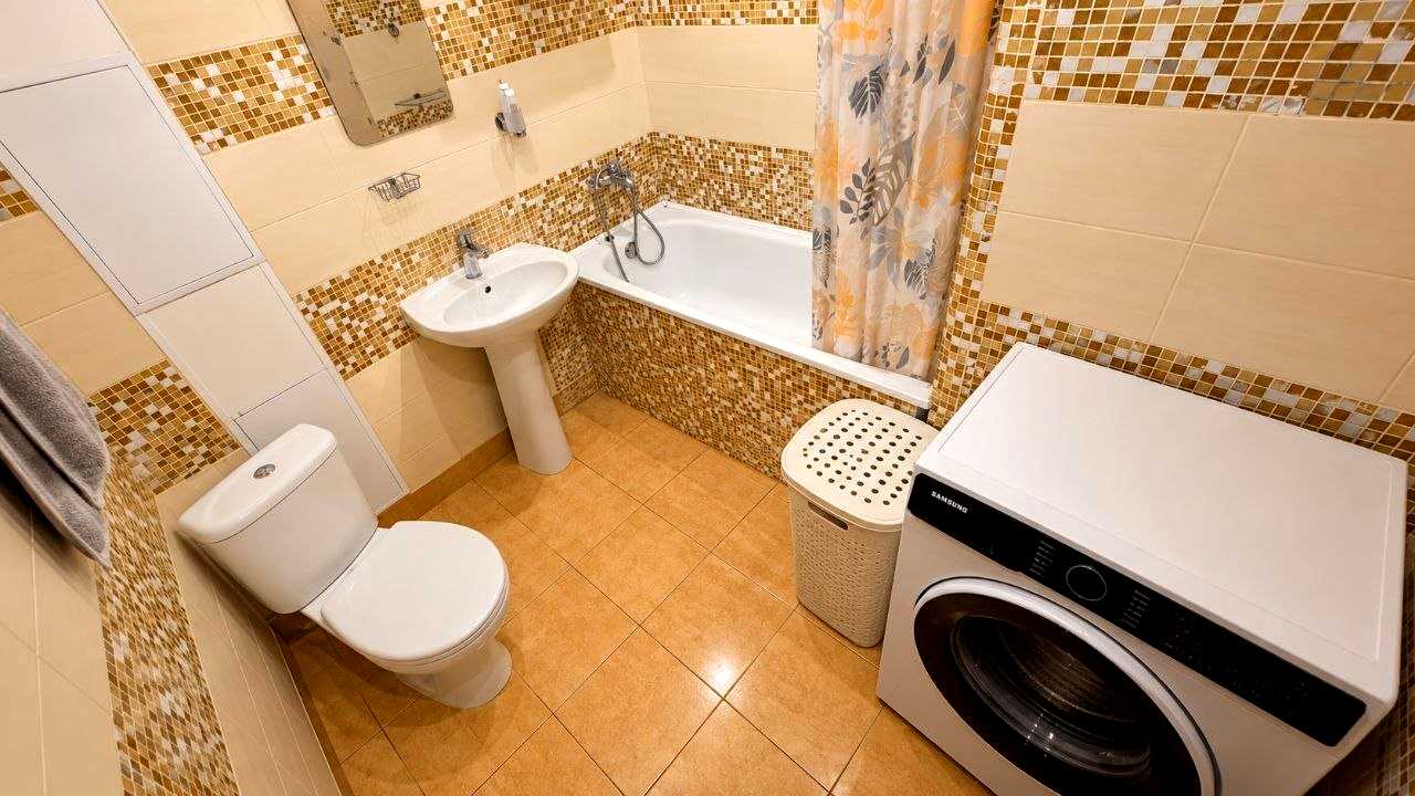 1880200573679035