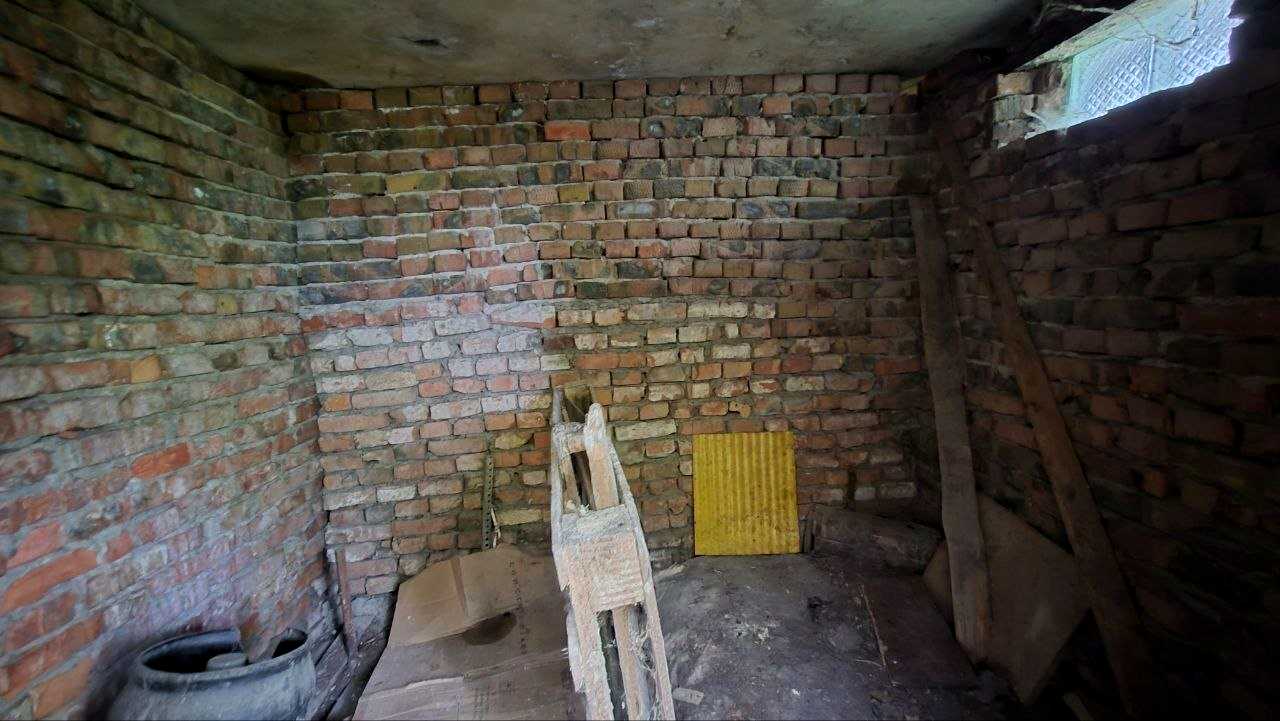 1880204337661538