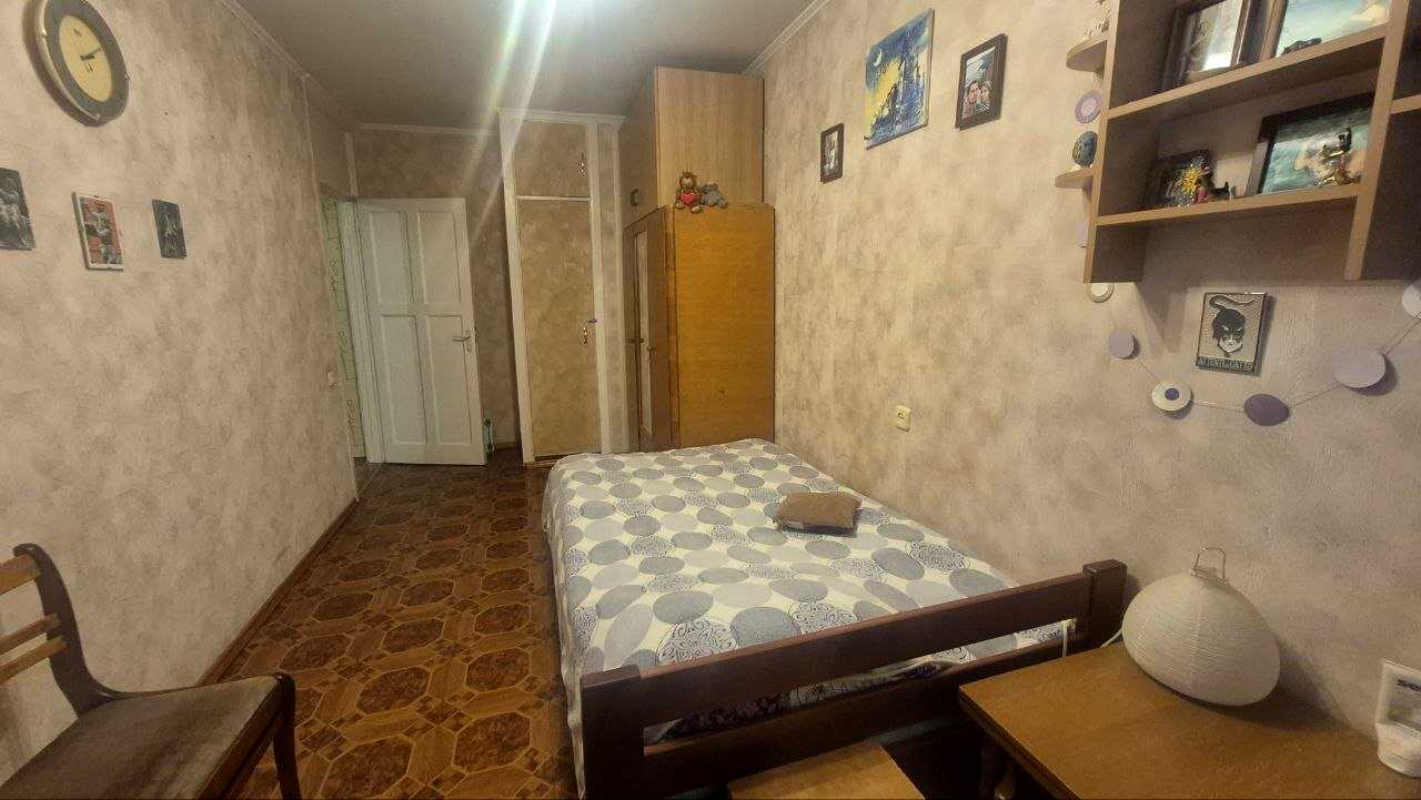 1880204608223977