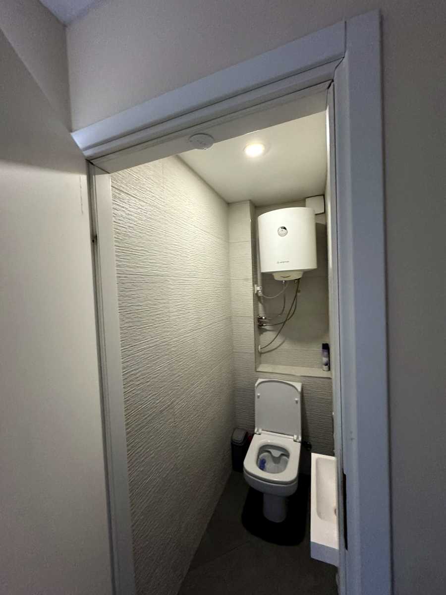 1880205166572033