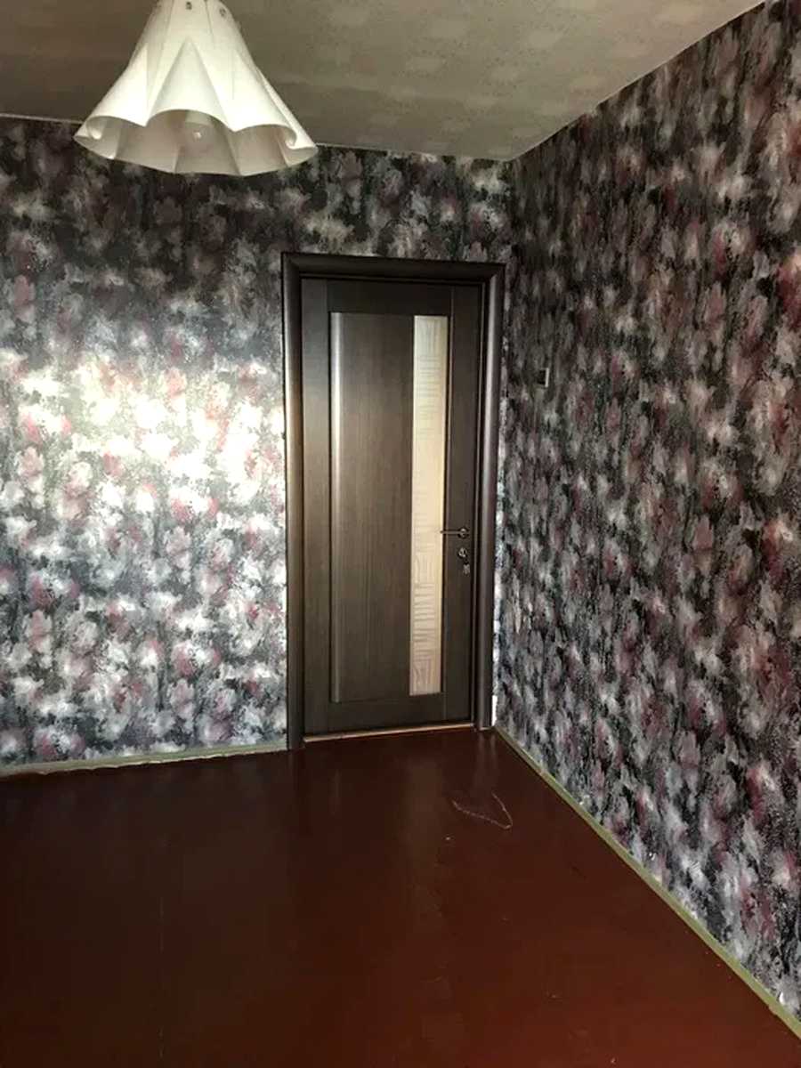 1880209181883885