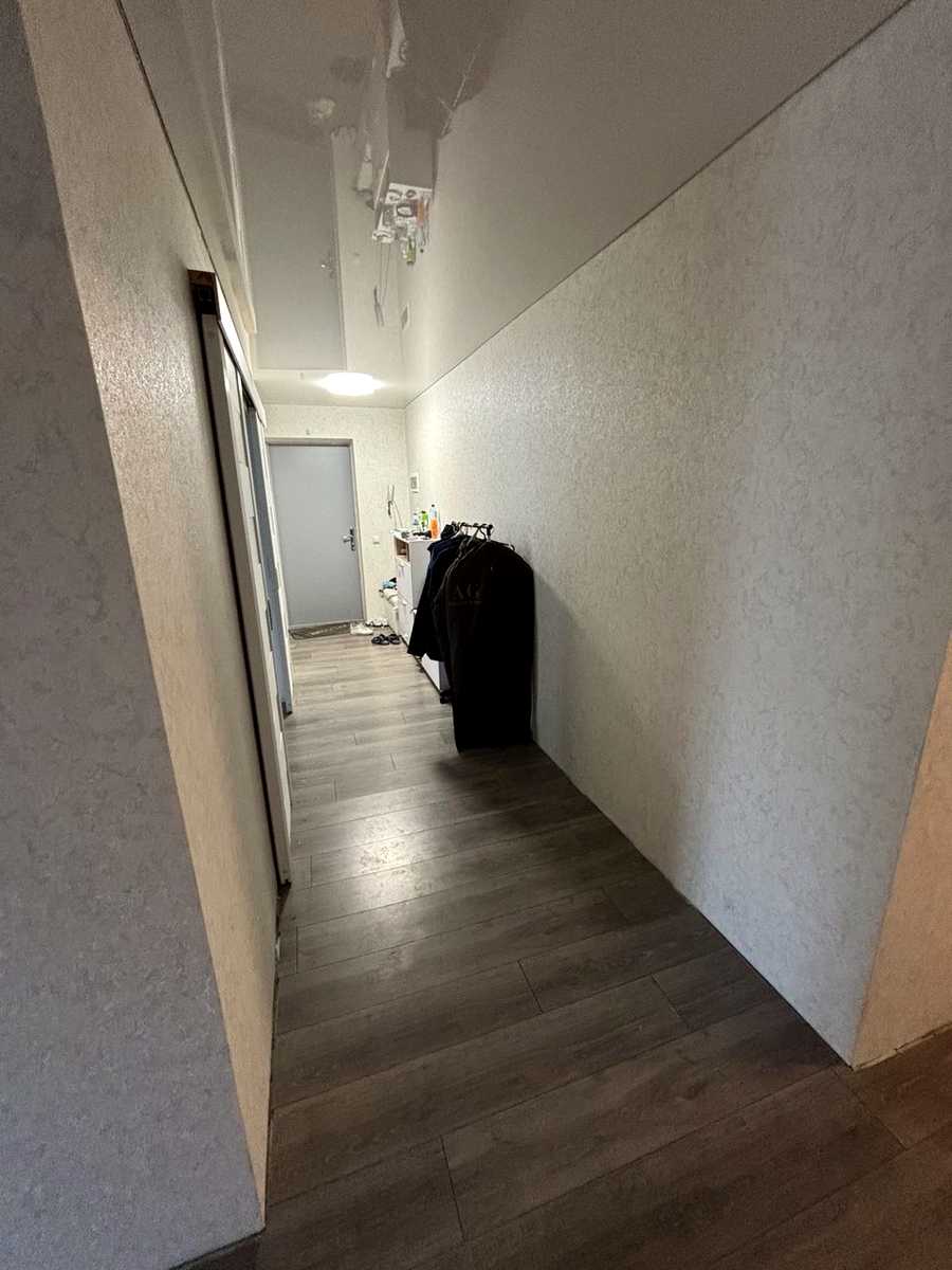 1880209380905779