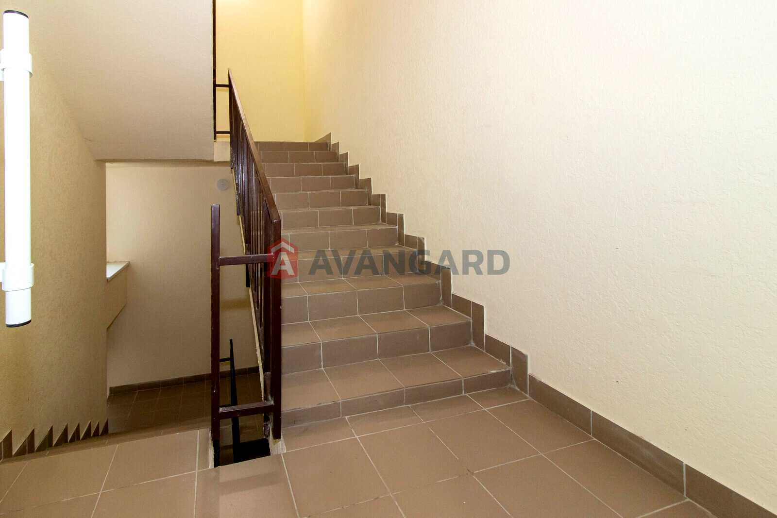 1880210685595216