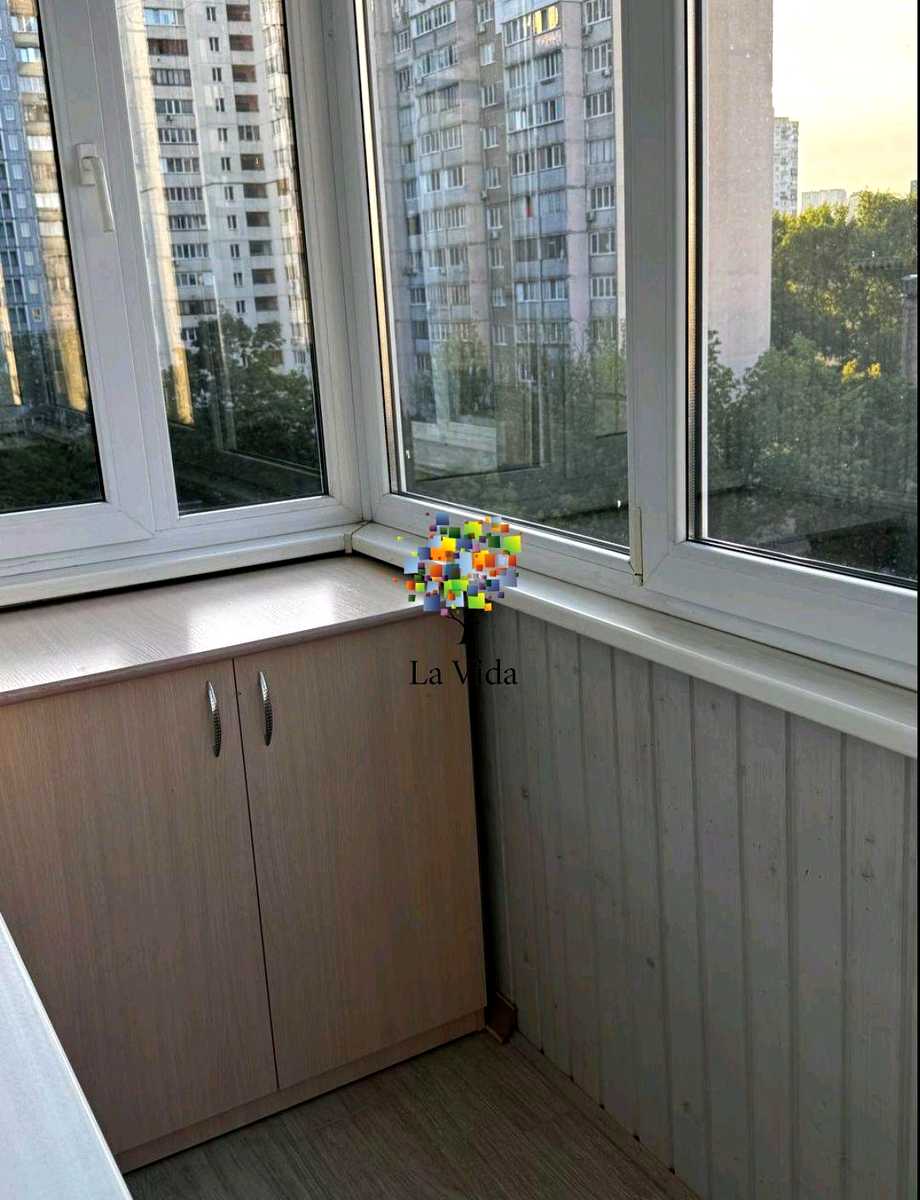 1880210787337971
