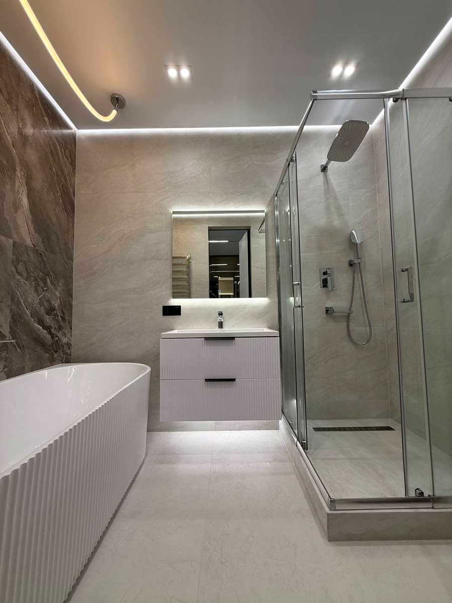 1880211137409216