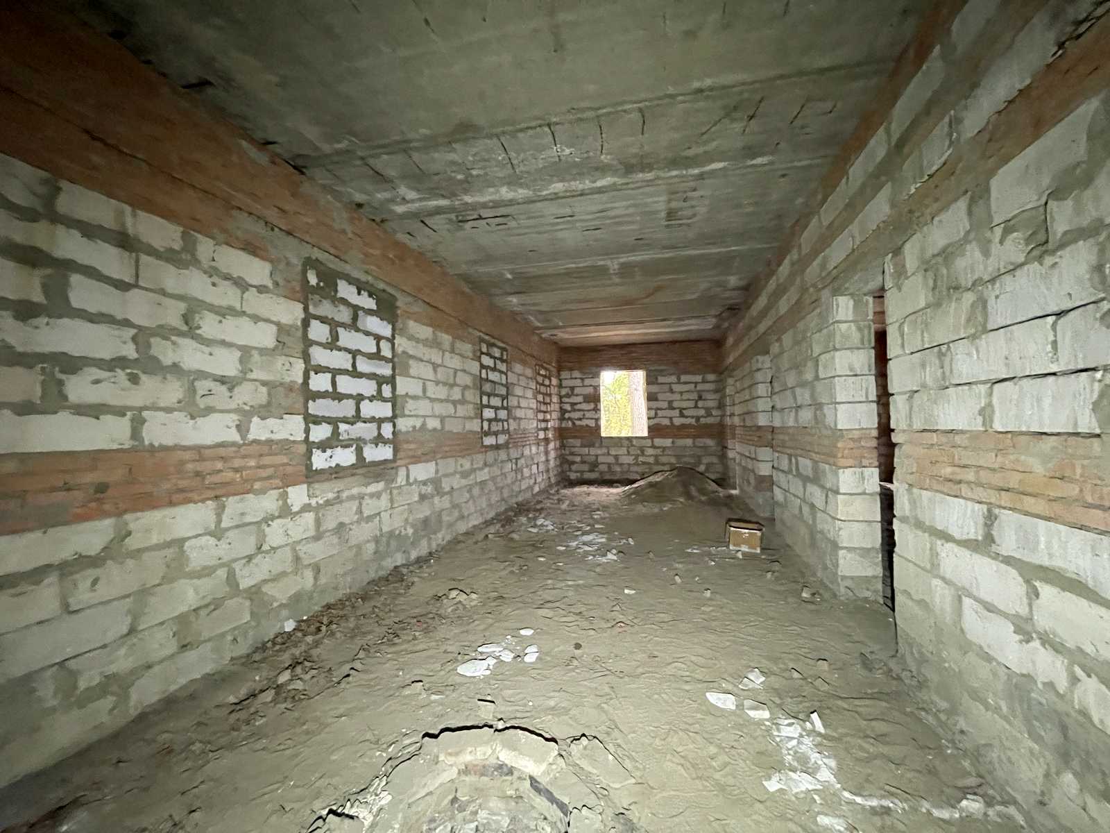 1880212855748261