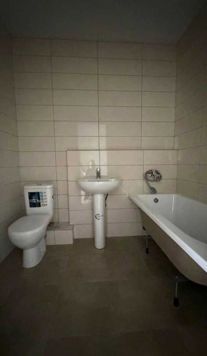 1880214065623656