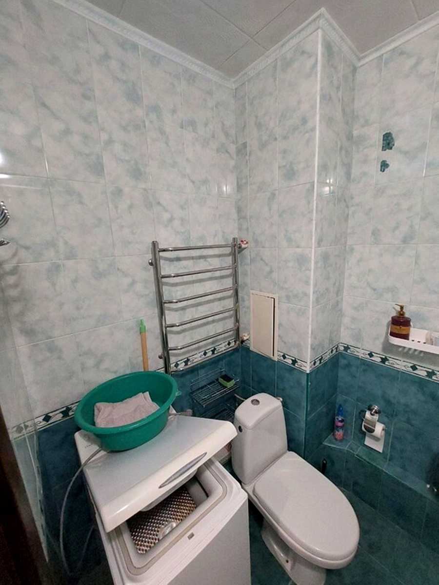 1880214683404698