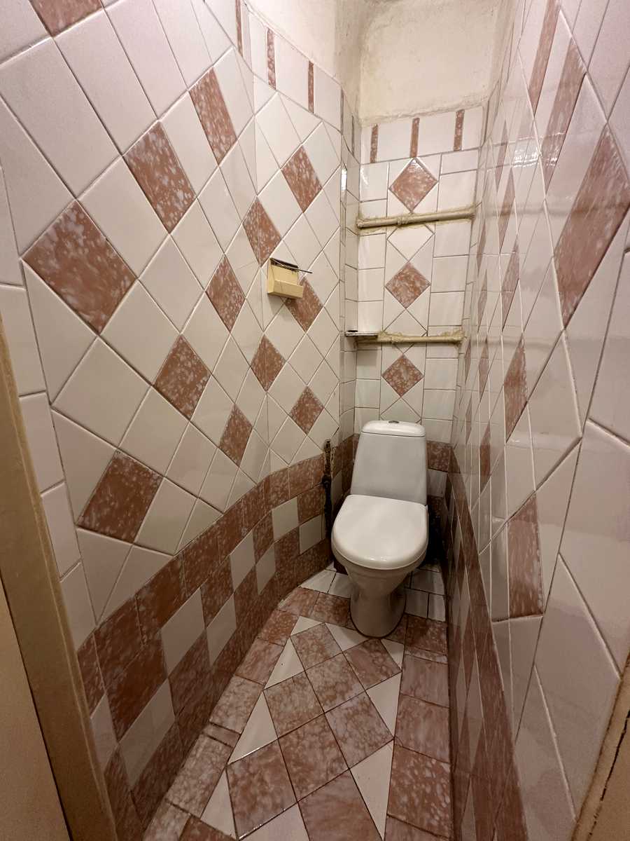 1880215132375152