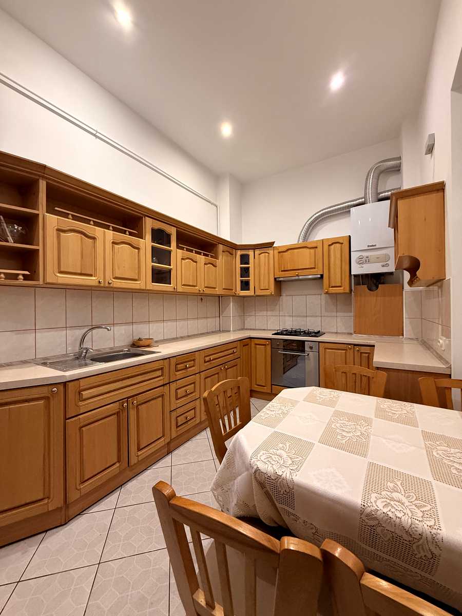 1880217997098434