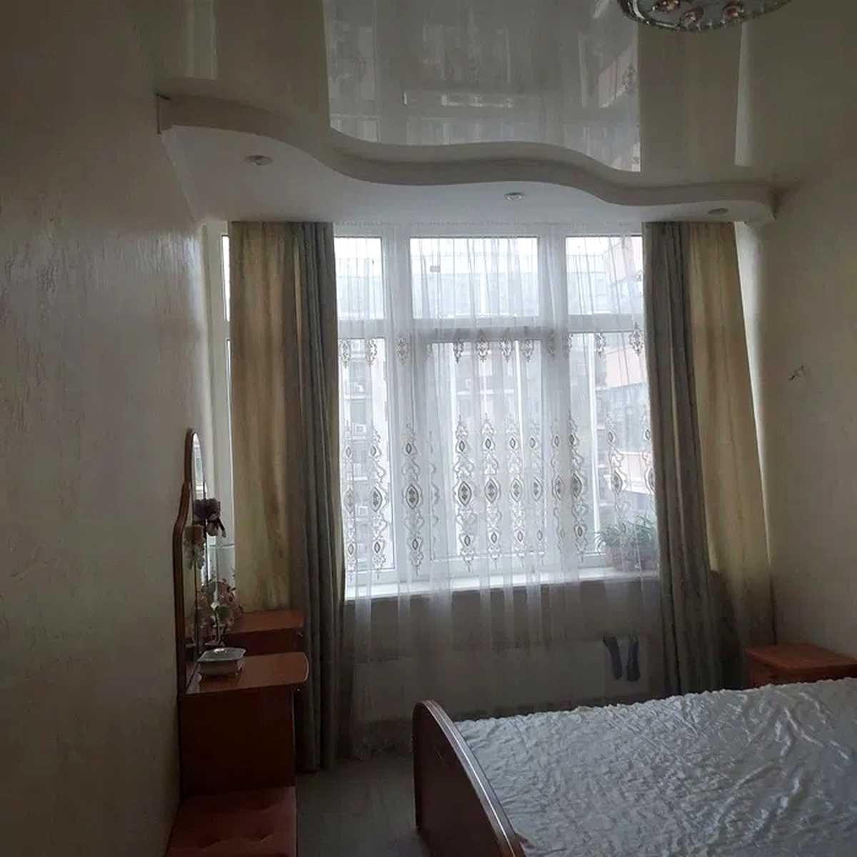 1880221036568176