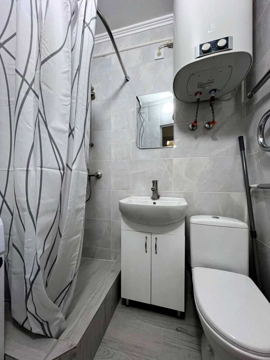1880223138860179