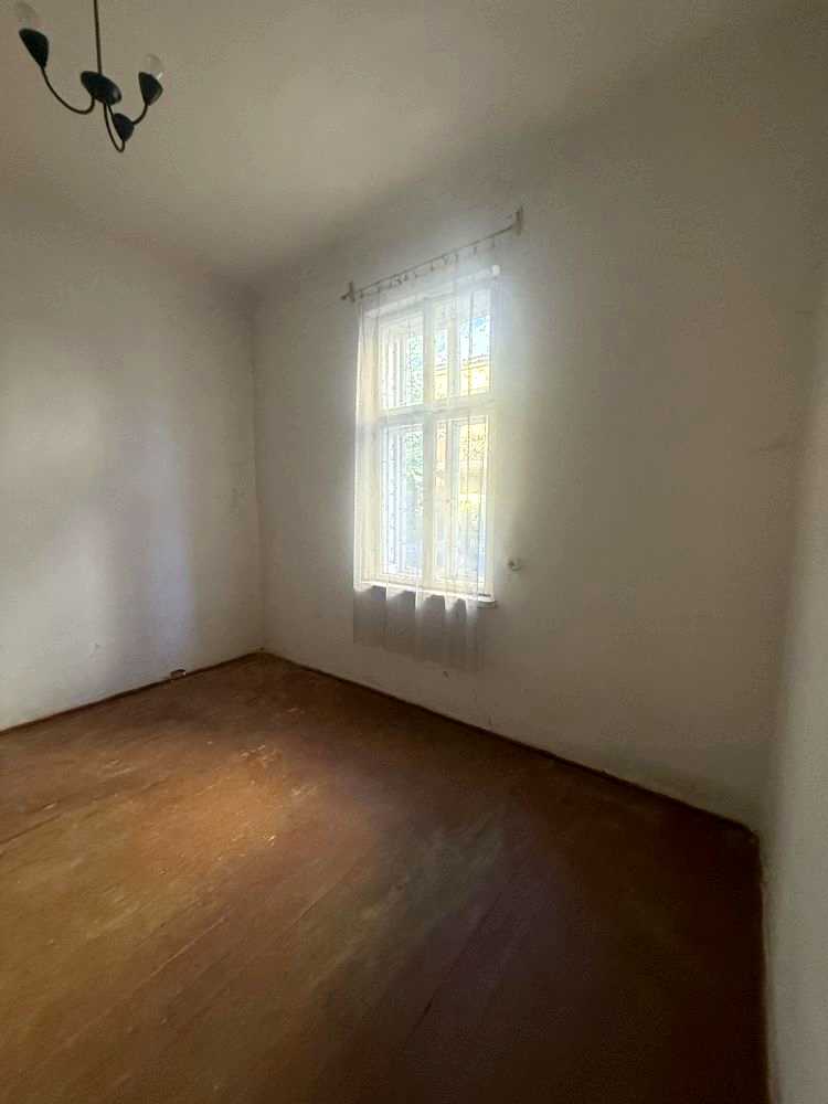 1880234919911695