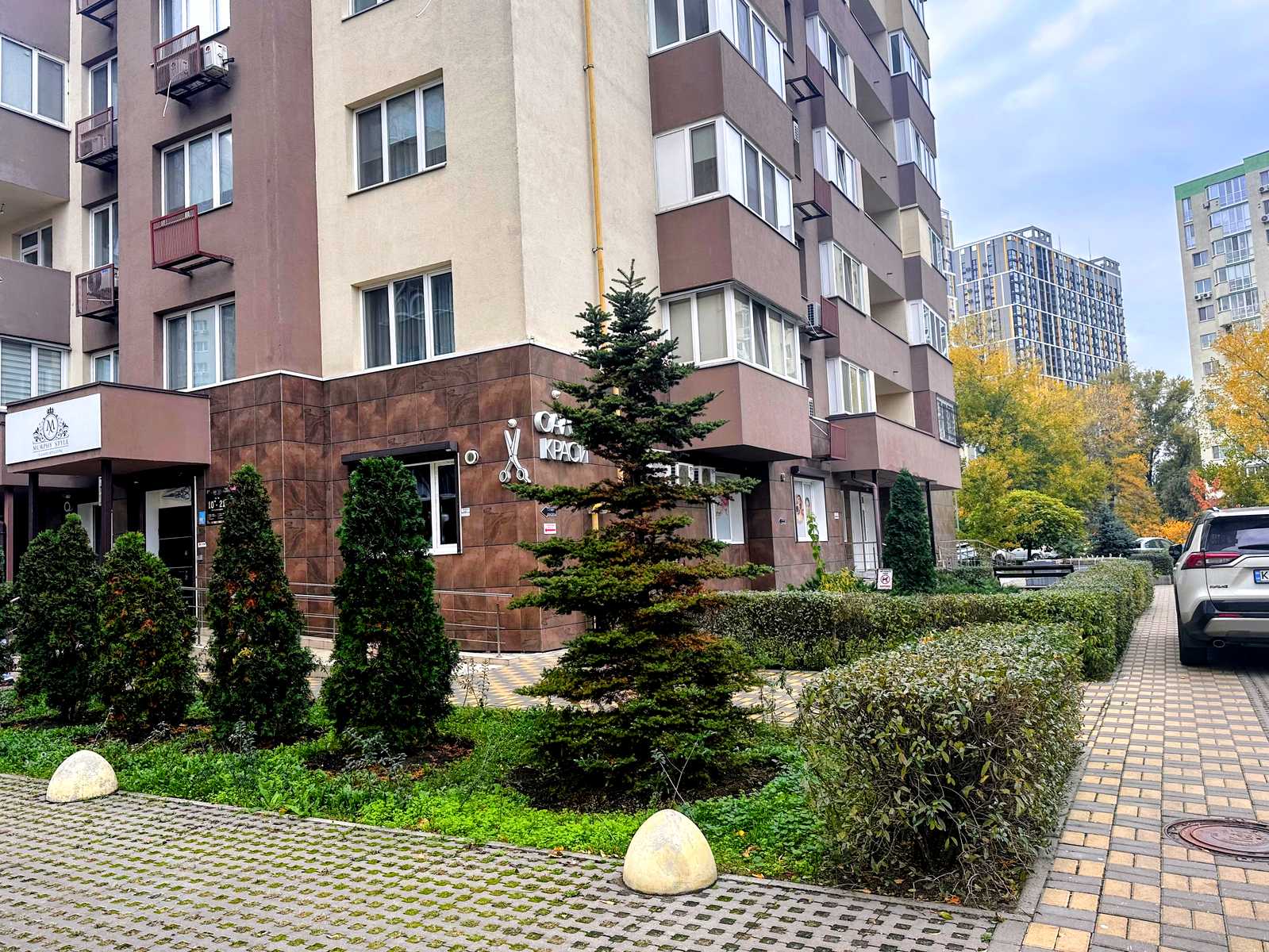 1880236185334821