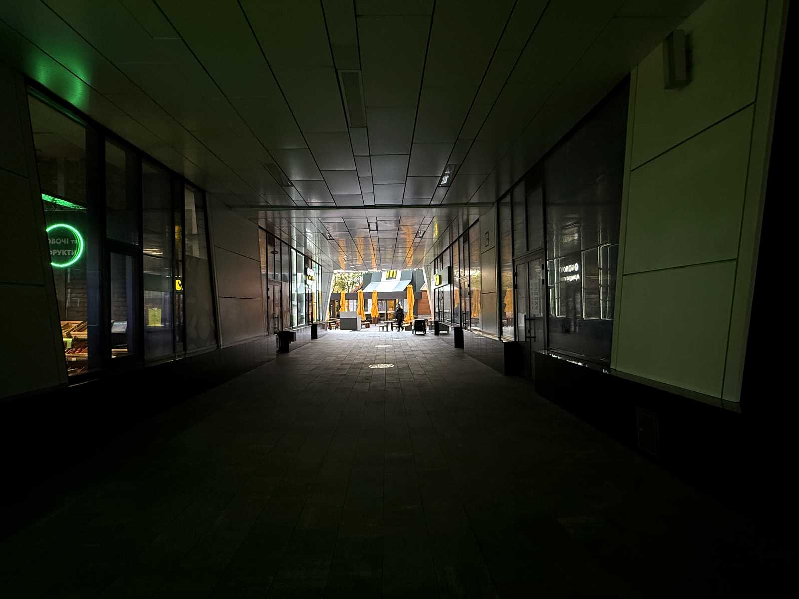 1880236482987779