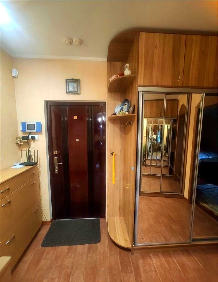 1880278287700298