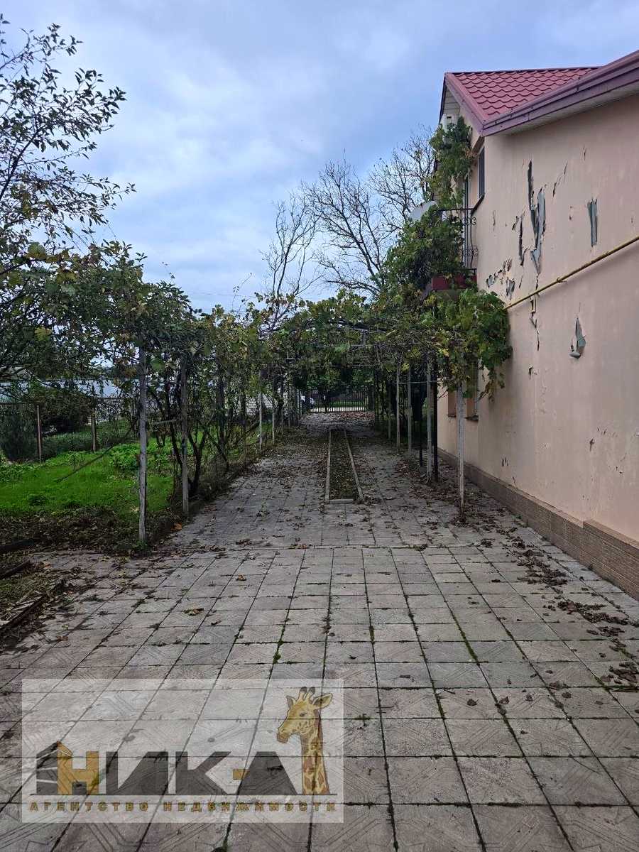 1880278963689390