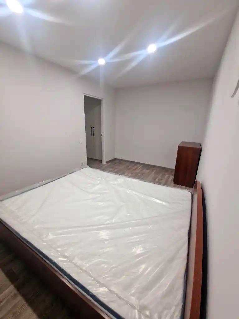 1880285146906216