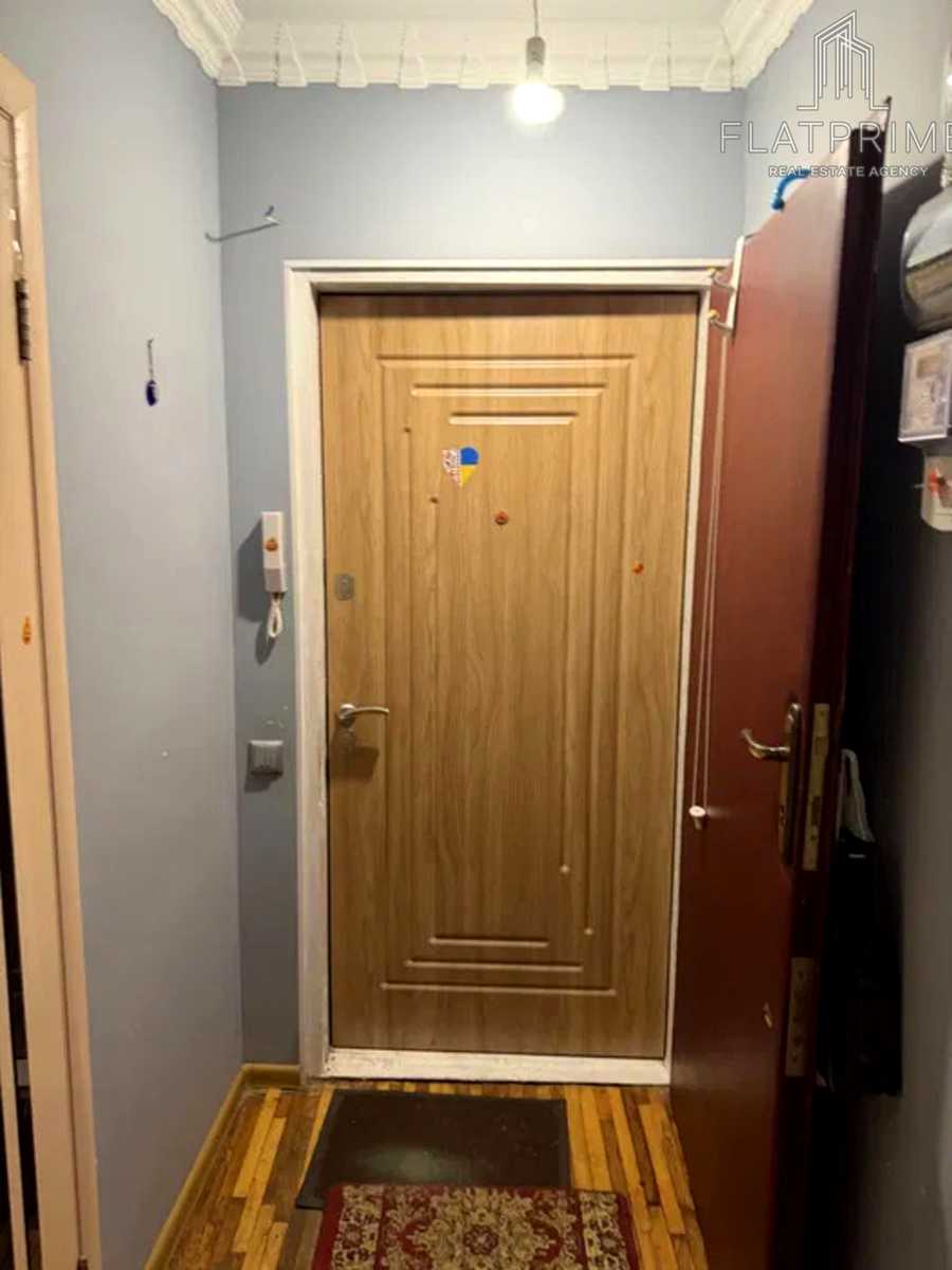 1880285546536925