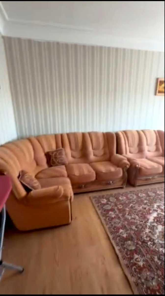 1880285633167278