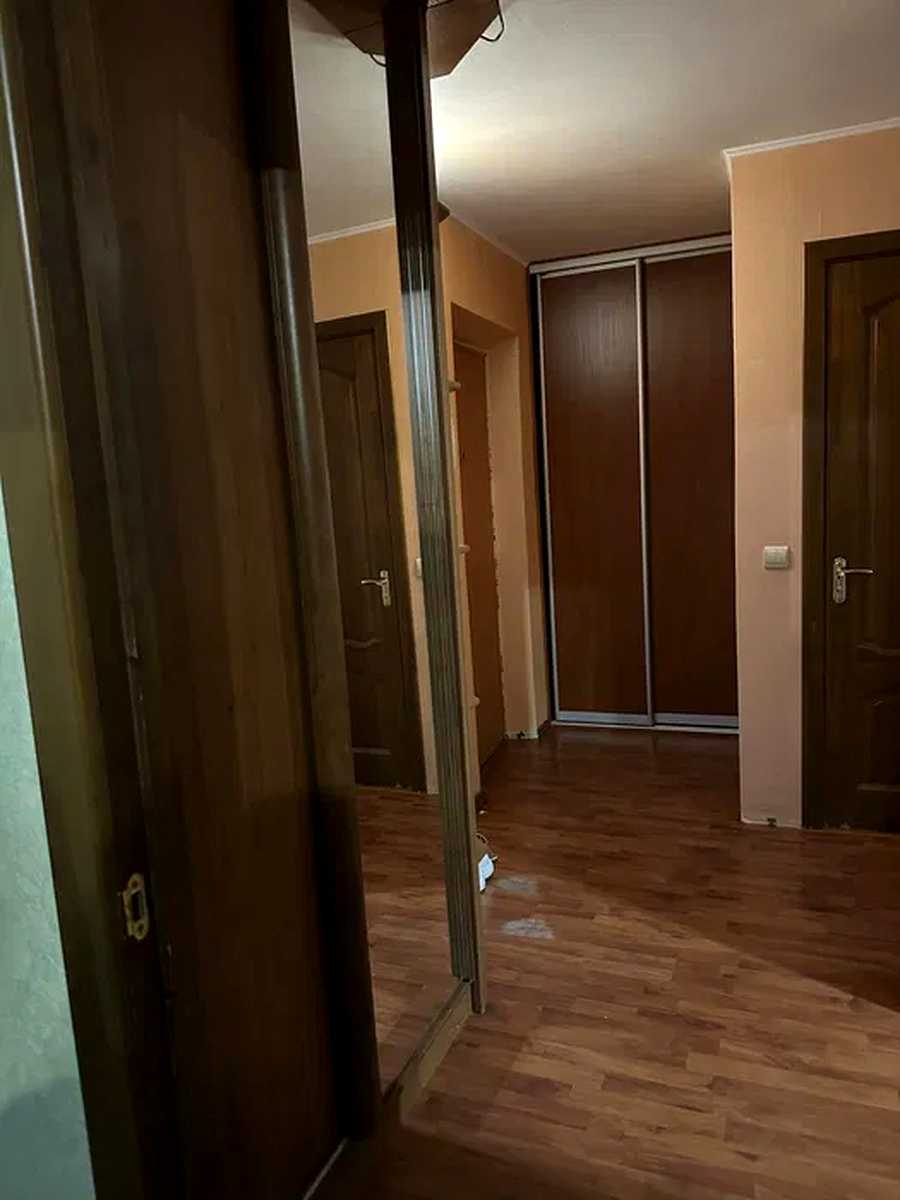 1880286800466333