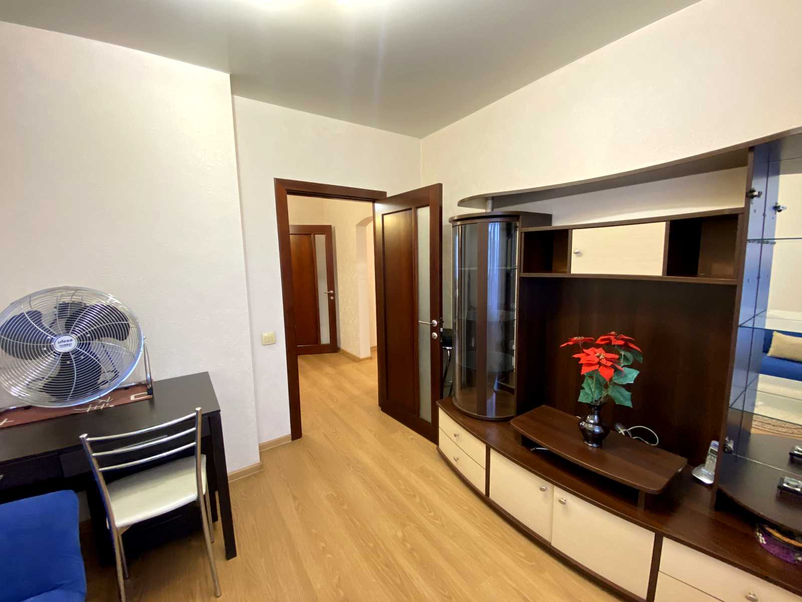 1880287061757386