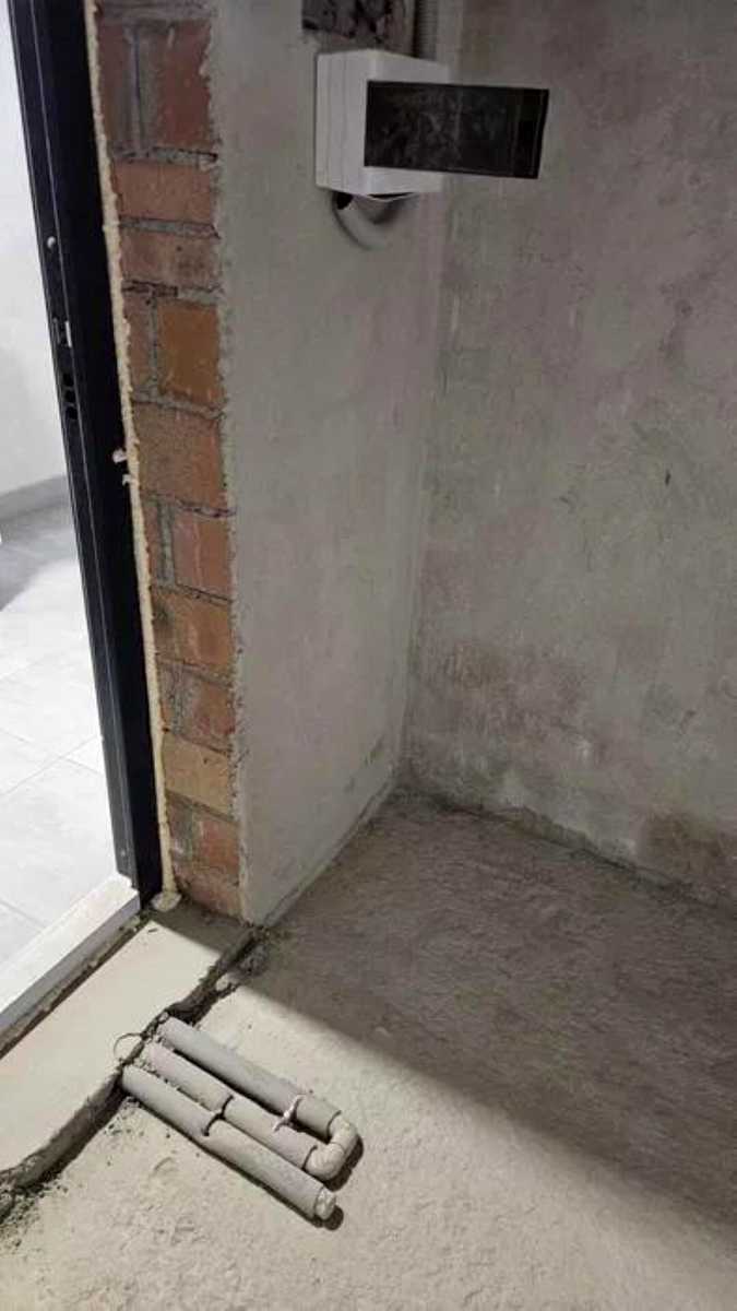 1880287477370309