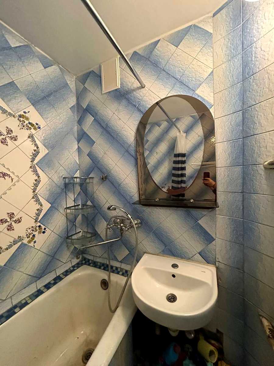 1880287917530809