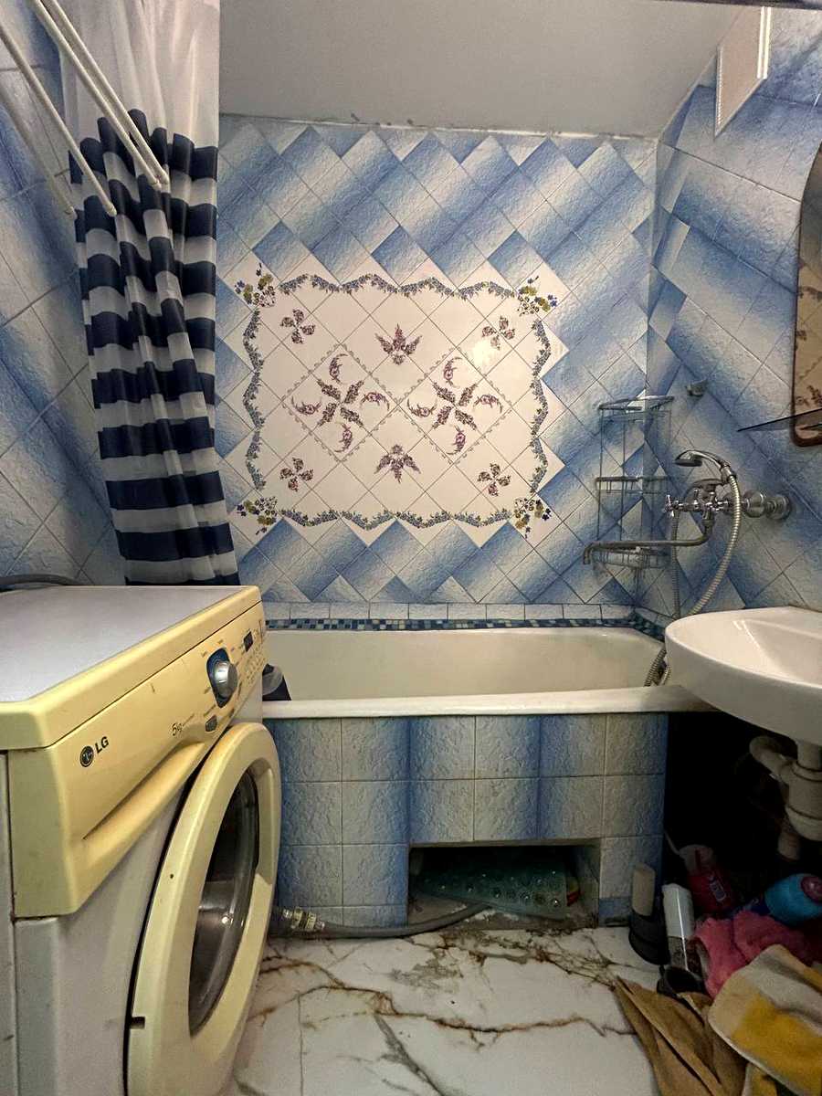 1880287917806279