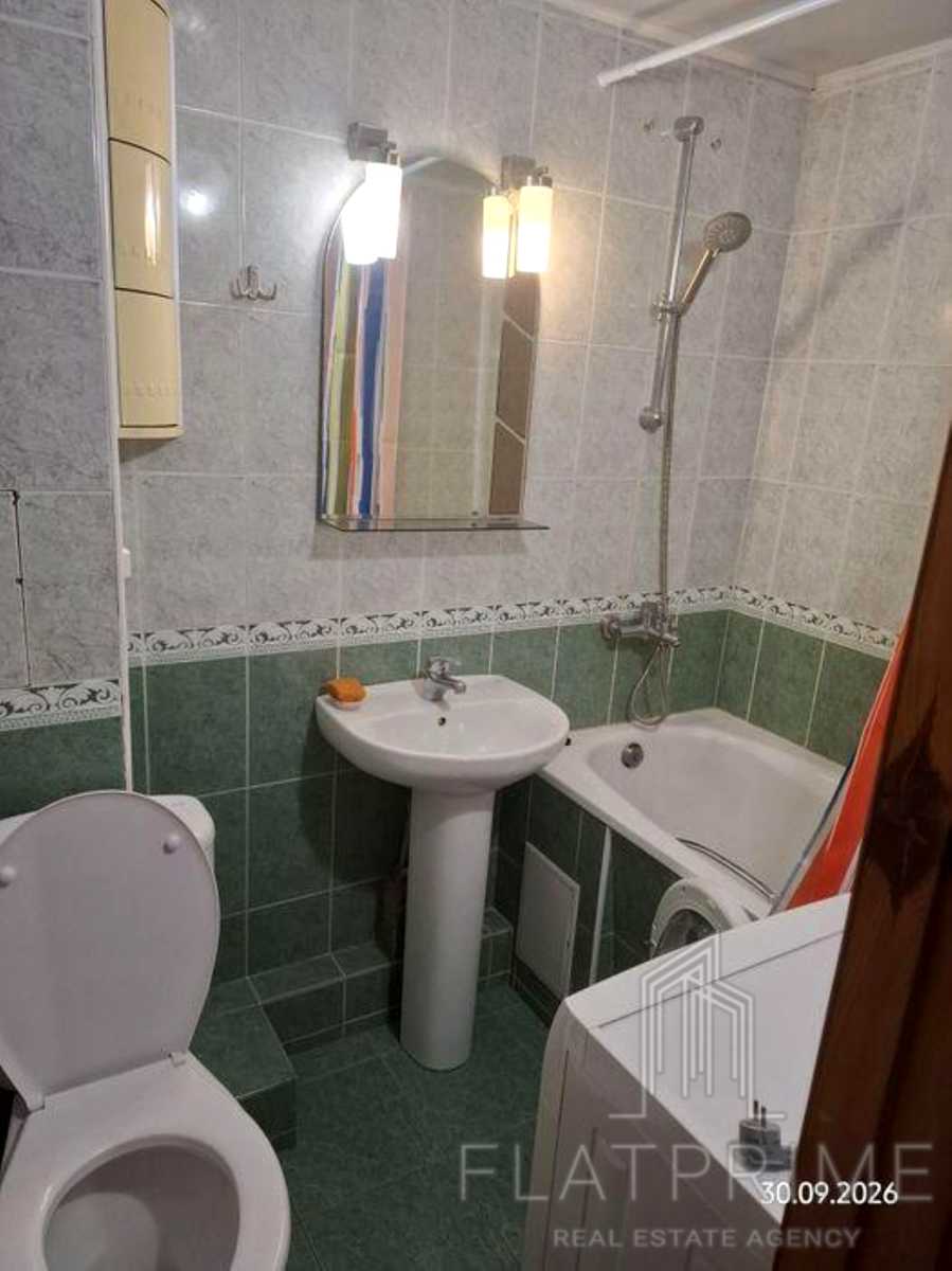 1880288009775474