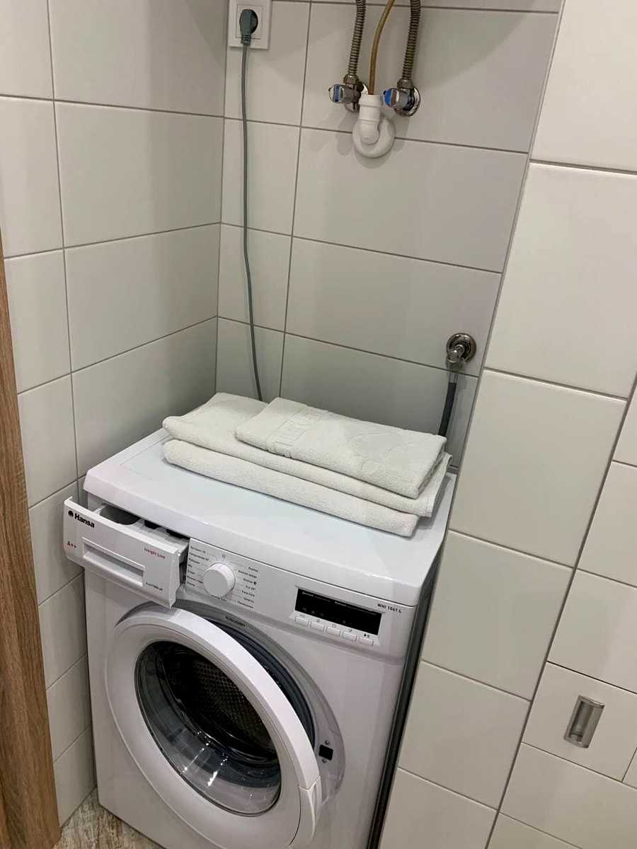 1880288581562197