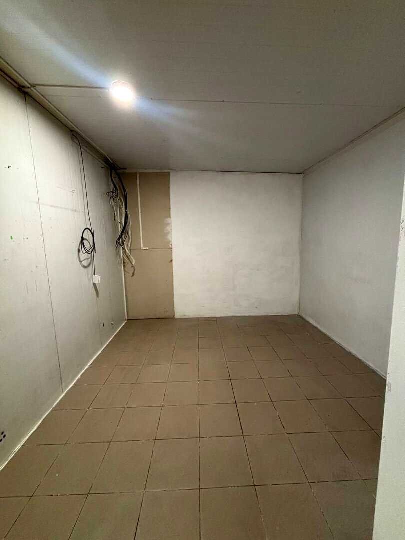 1880288645202747